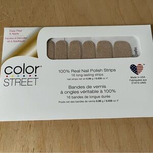 Color Street Nail Polish Strips in “Morganite Delight”